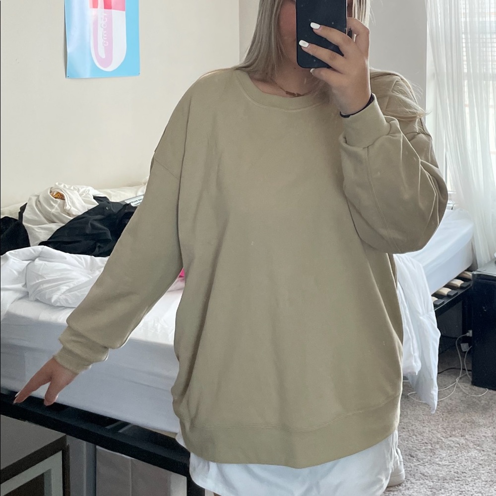 Perfectly oversized lululemon crew